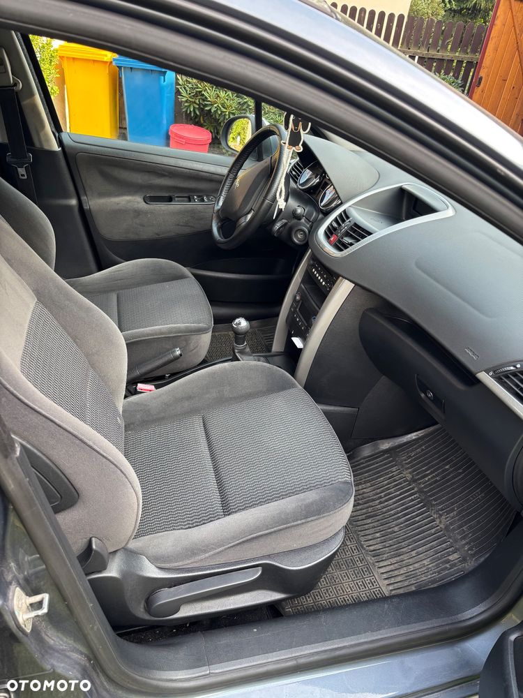 Peugeot 207 1.4 16V Presence - 9