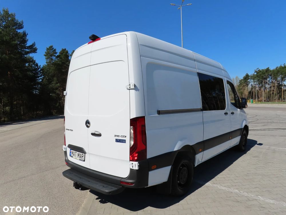 Mercedes-Benz Sprinter 316 CDI 2.2 CDI 163 KM 7G-TRONIC PLUS AUTOMAT, MIXTO Indywidualna Zabudowa, Brygadowy, Doka, Dubel, L2H2 Furgon Blaszak, 5932 mm Dł, Wysoki Dach, FULL LED, Pełna Opcja WYPOSAŻENIA, DRZWI PRZESUWNE Z OBU STRON, HAK 2000 Kg, Rozstaw Osi 3665 mm, Stan Wizualny I Techniczny NOWY Tak Jak Z Taśmy Produkcyjnej Gotowy Dostępny OKAZJA POLECAM - 4