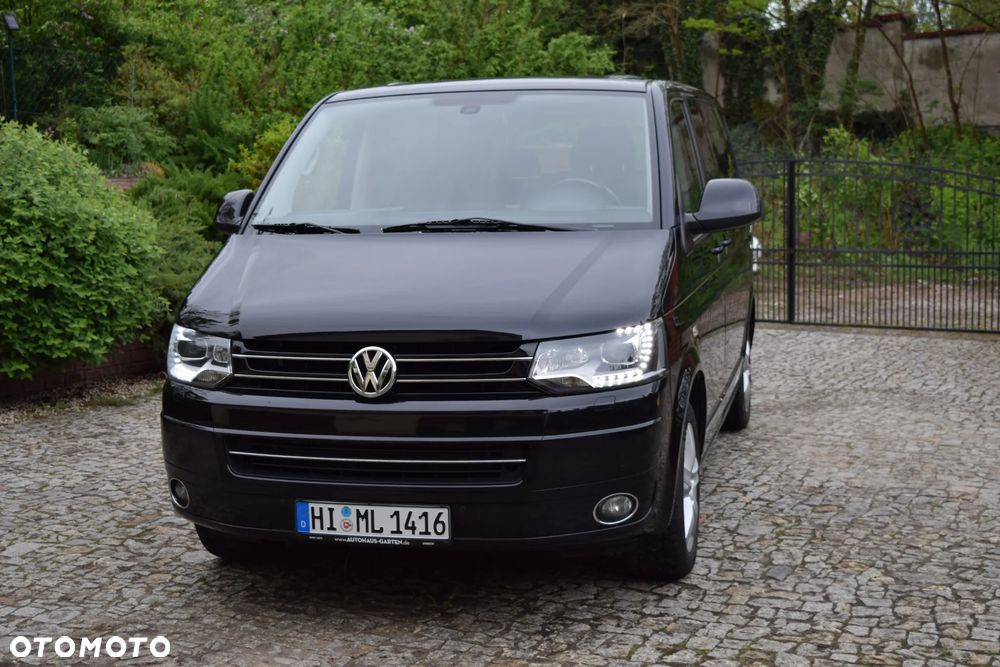 Volkswagen Multivan - 1