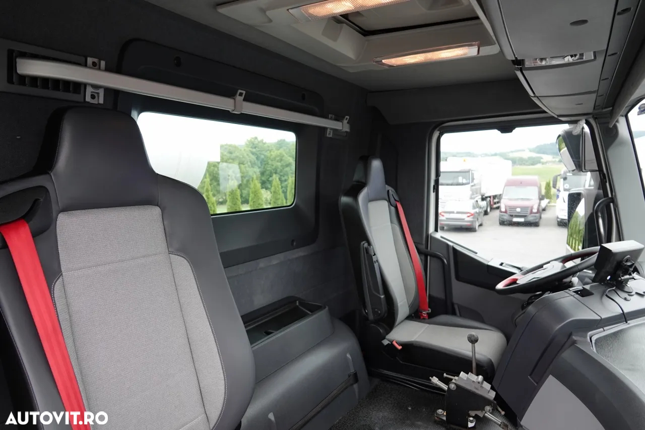 Renault T 460 / 8X4 / BETONIERĂ / POMPĂ 9M3 / IMER / JANTE DIN ALIAJ / EURO 6 - 33