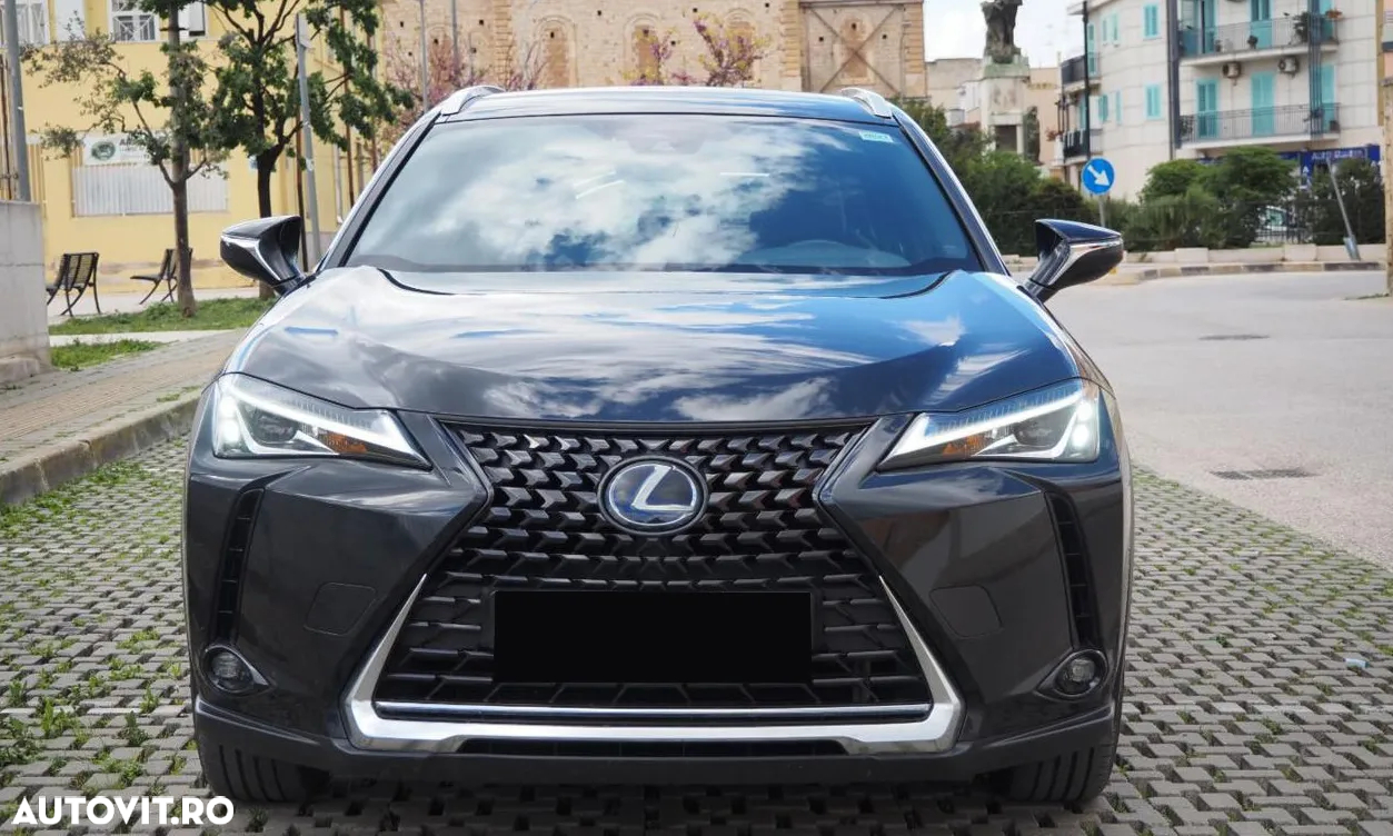 Lexus UX 250h FWD Business - 3