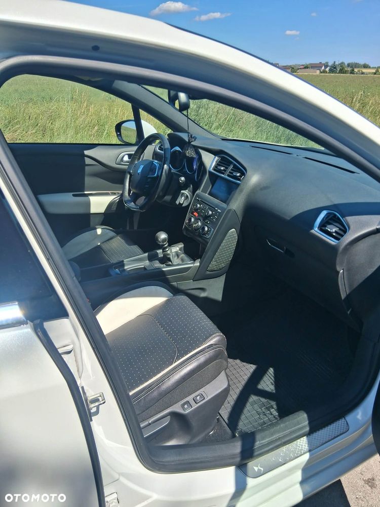 Citroën DS4 2.0 HDi Pure Pearl - 12