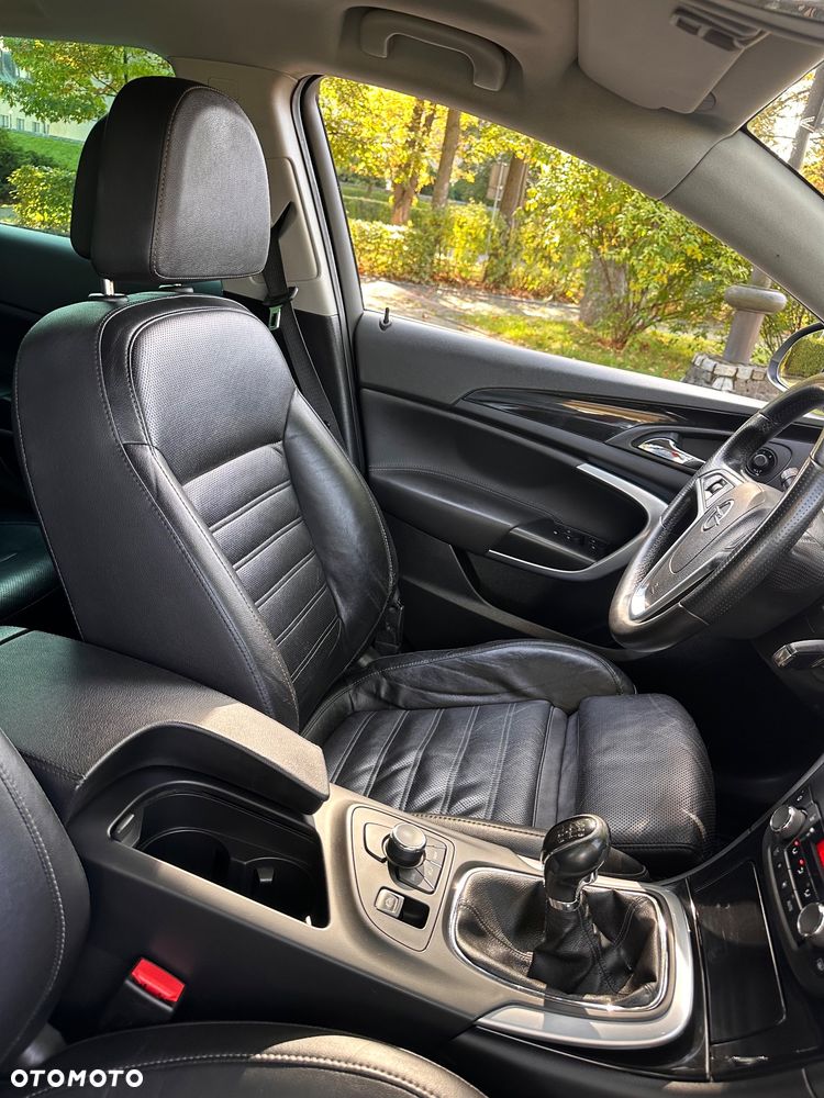 Opel Insignia - 10