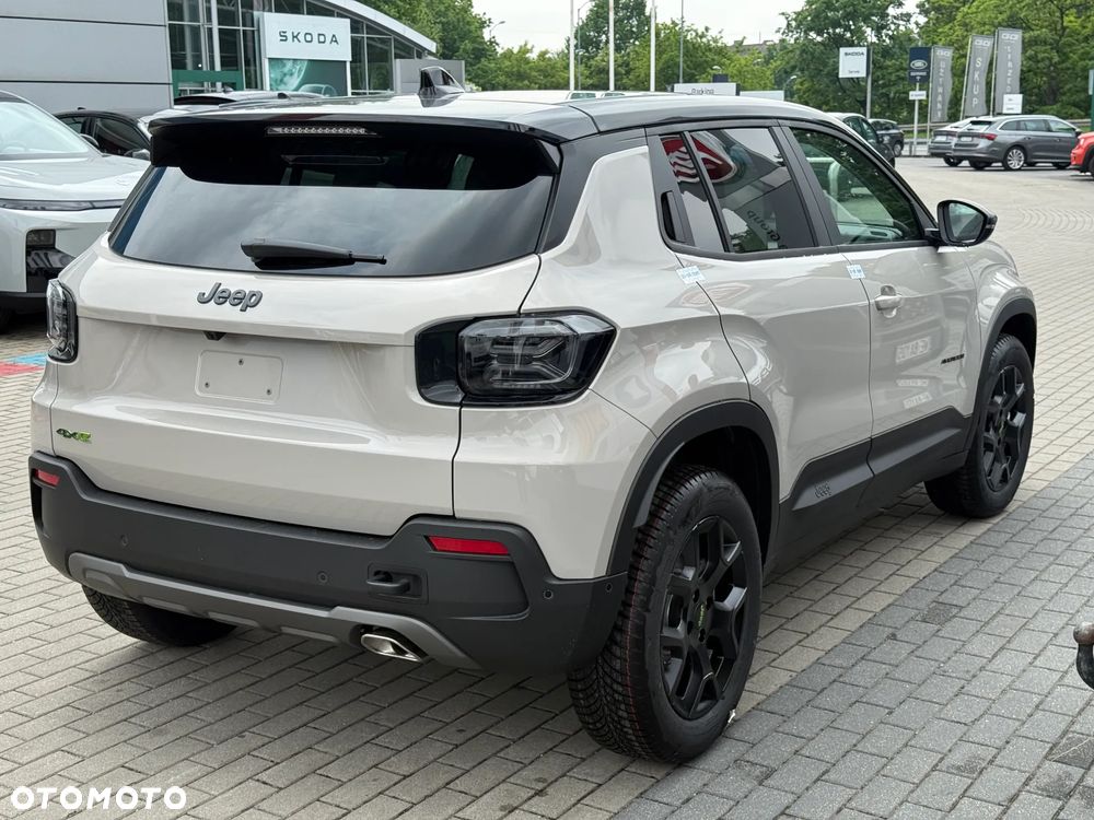 Jeep Avenger 1.2 T3 mHEV Overland 4xe eDCT6 - 3