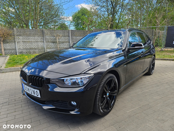 BMW Seria 3 320d DPF Touring Edition Fleet Sport