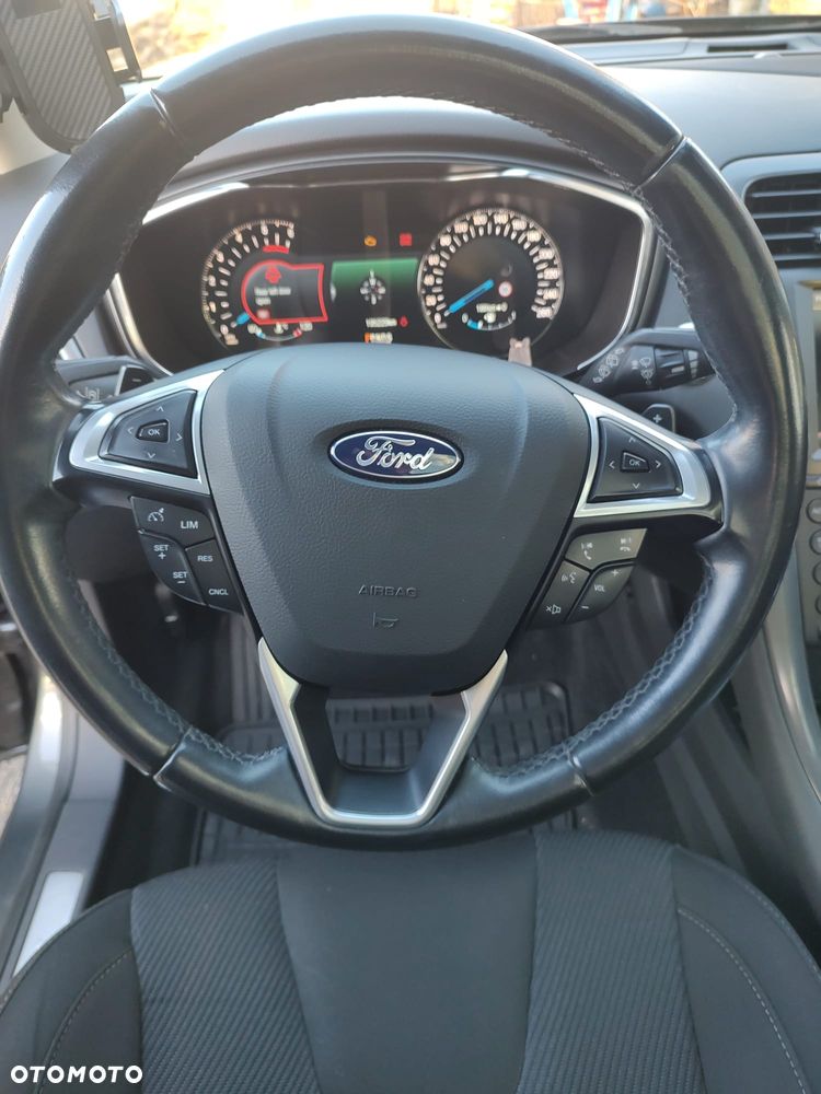 Ford Mondeo 2.0 TDCi Titanium PowerShift - 10