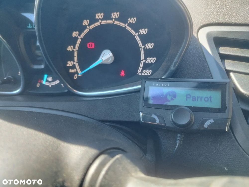 Ford Fiesta 1.4 Trend - 12