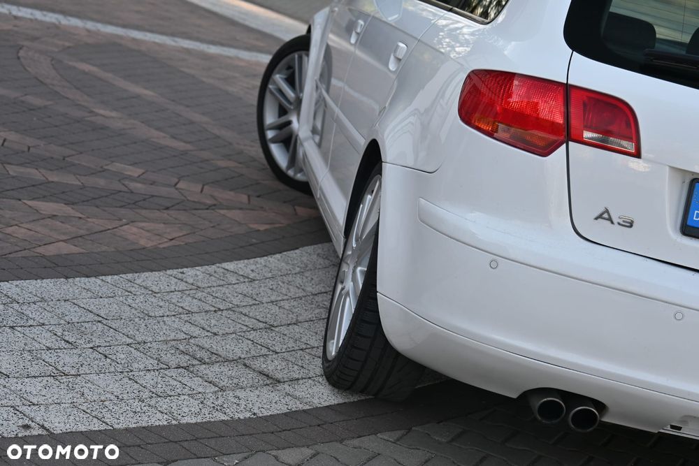 Audi A3 Sportback 2.0 TDI DPF quattro Attraction - 20
