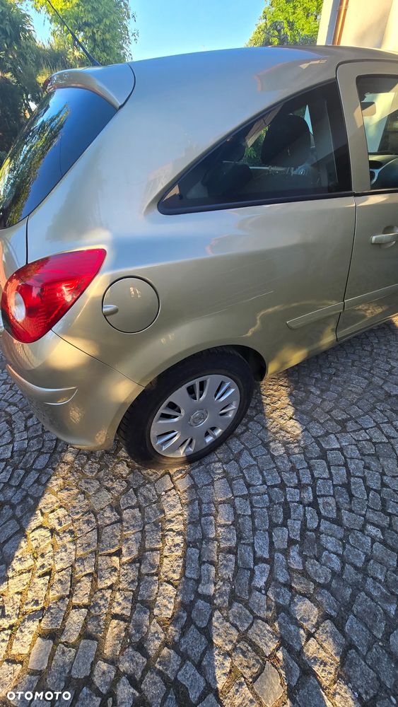Opel Corsa 1.2 16V Cosmo - 10