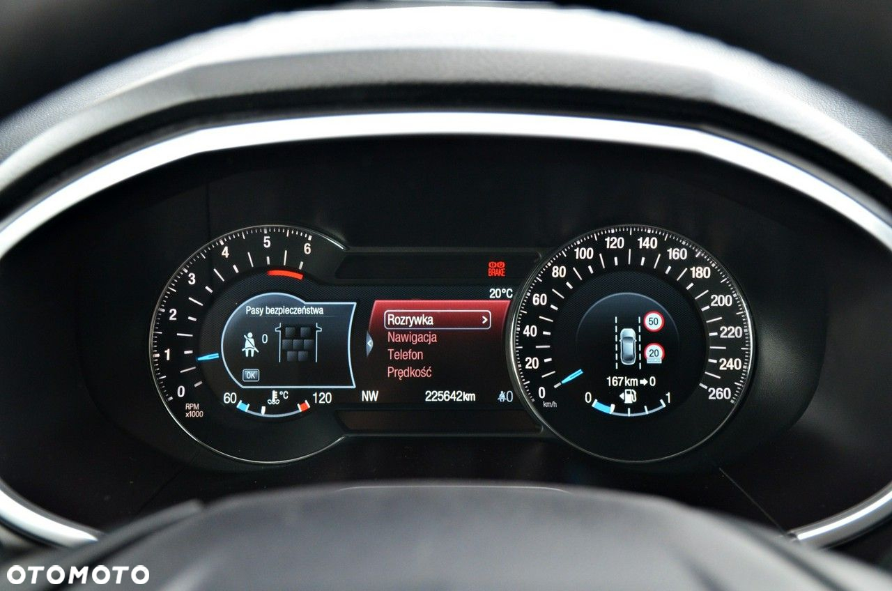 Ford S-Max - 26