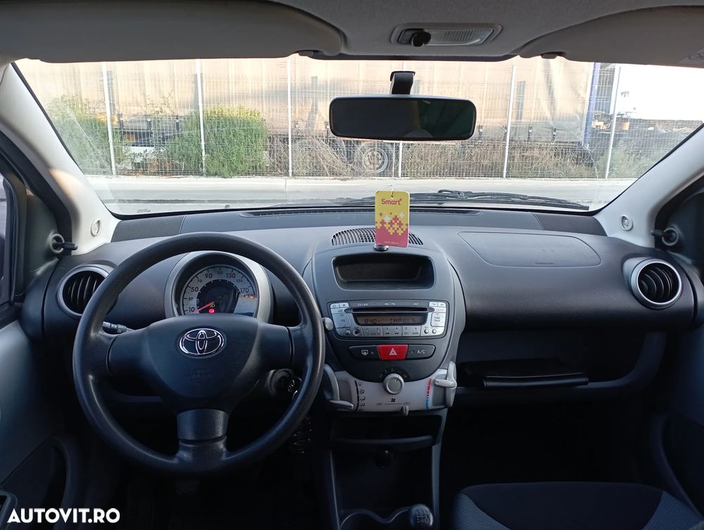 Toyota Aygo + 1.0 VVT-i - 6