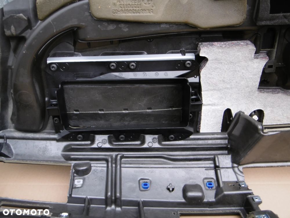 Deska rozdzielcza konsola czarna BMW e60 e61 03.2007-2010 LCI lift polift - 14