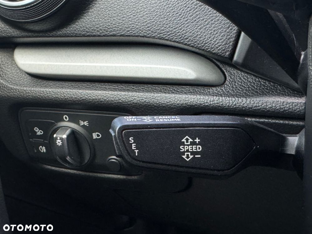 Audi A3 Sportback 30 TFSI S tronic design - 25
