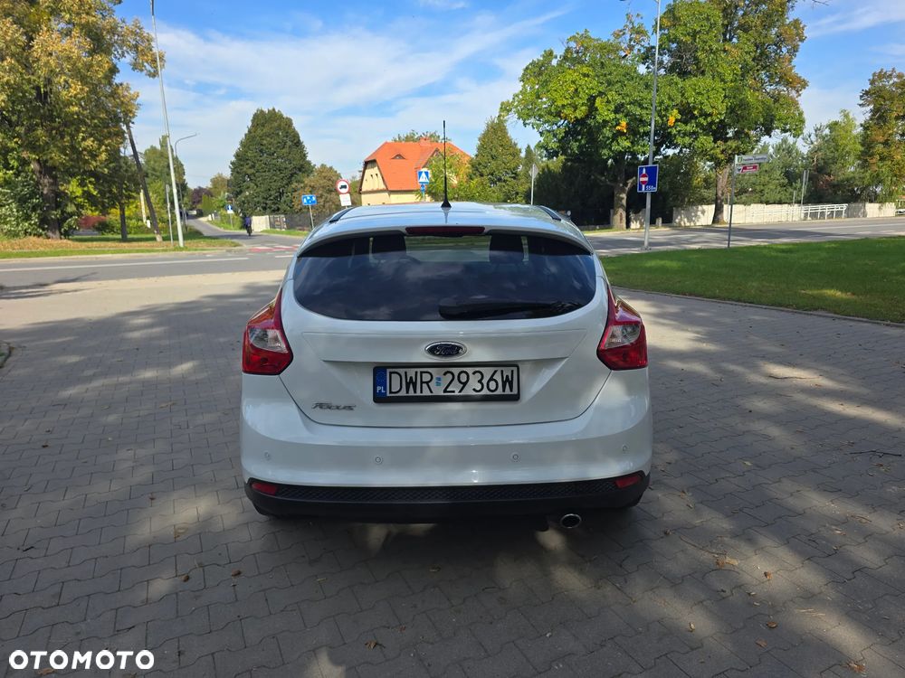 Ford Focus - 25