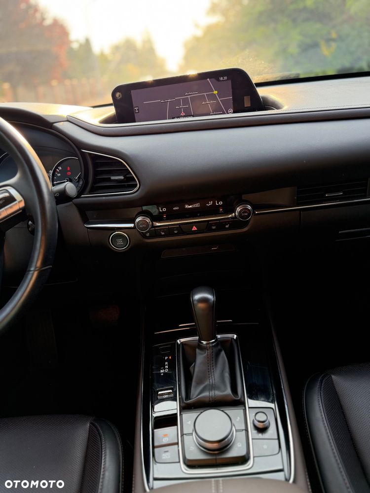 Mazda CX-30 2.0 mHEV Hikari 2WD - 18
