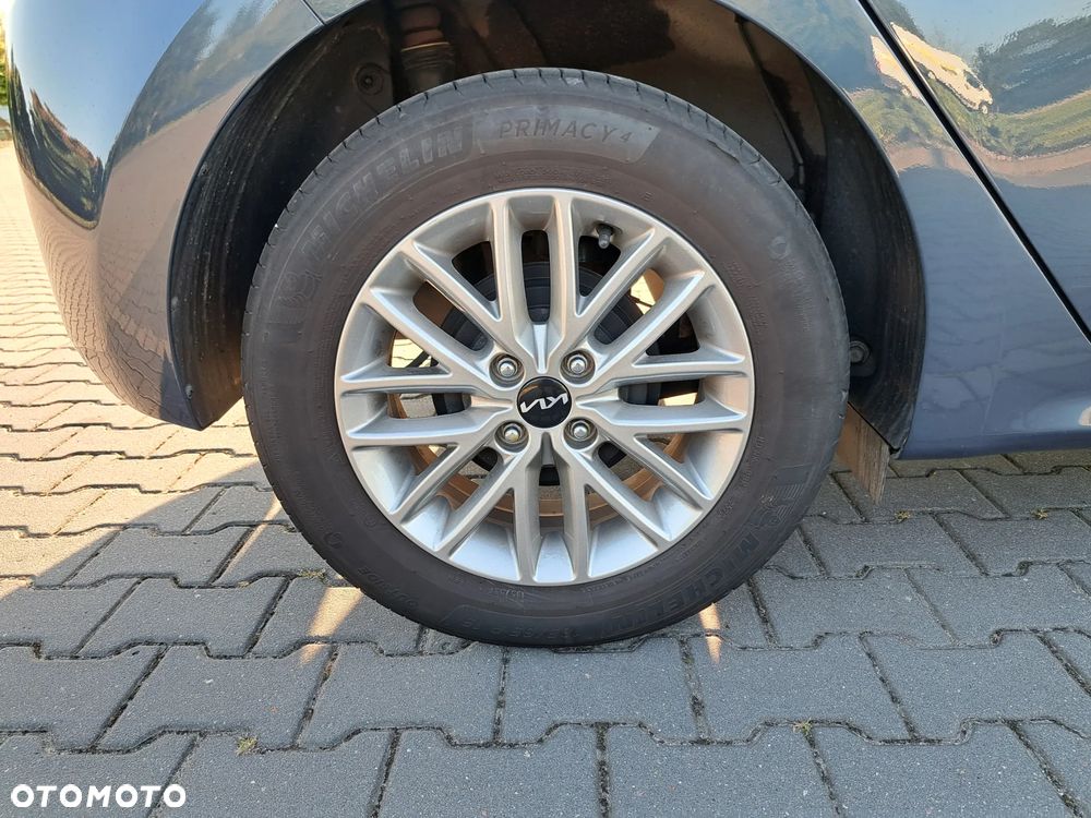 Kia Rio 1.2 L - 7