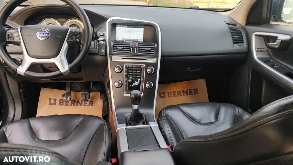 Volvo XC 60 D3 Kinetic - 10