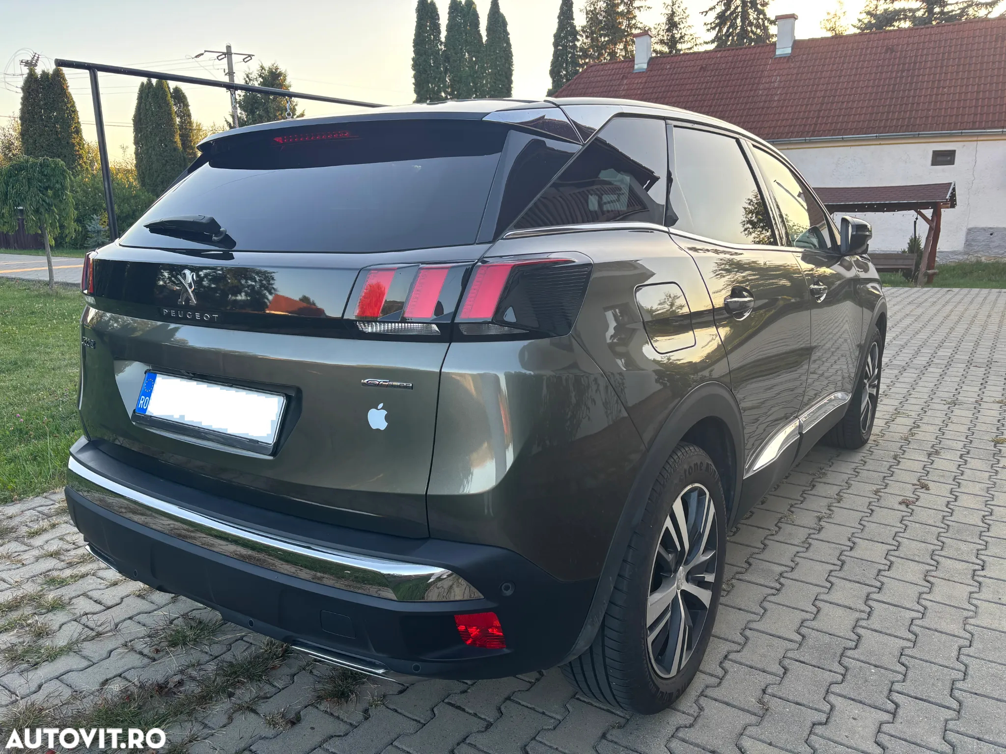 Peugeot 3008 PureTech 180 Stop & Start GPF EAT8 GT Pack - 3