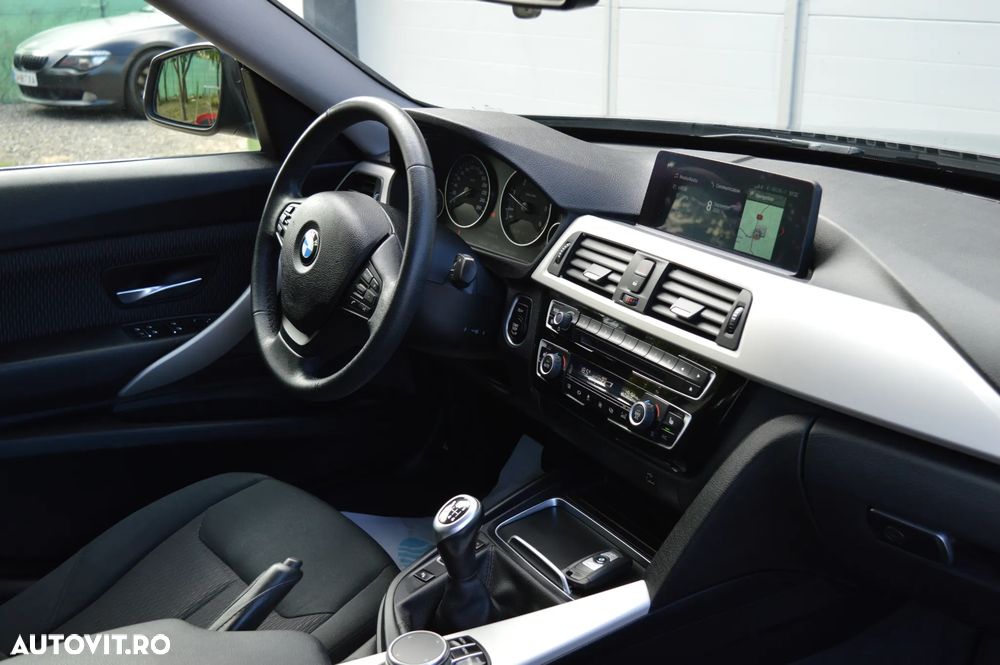 BMW Seria 3 318d Advantage - 36