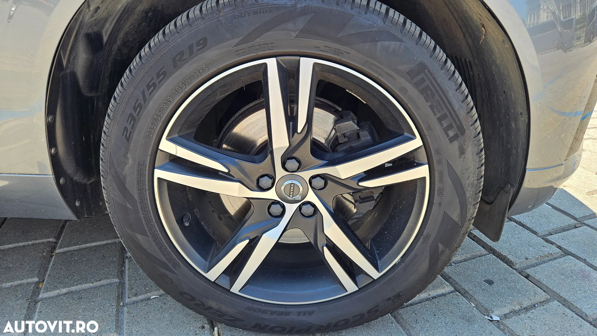 Volvo XC 60 D4 R-Design - 15