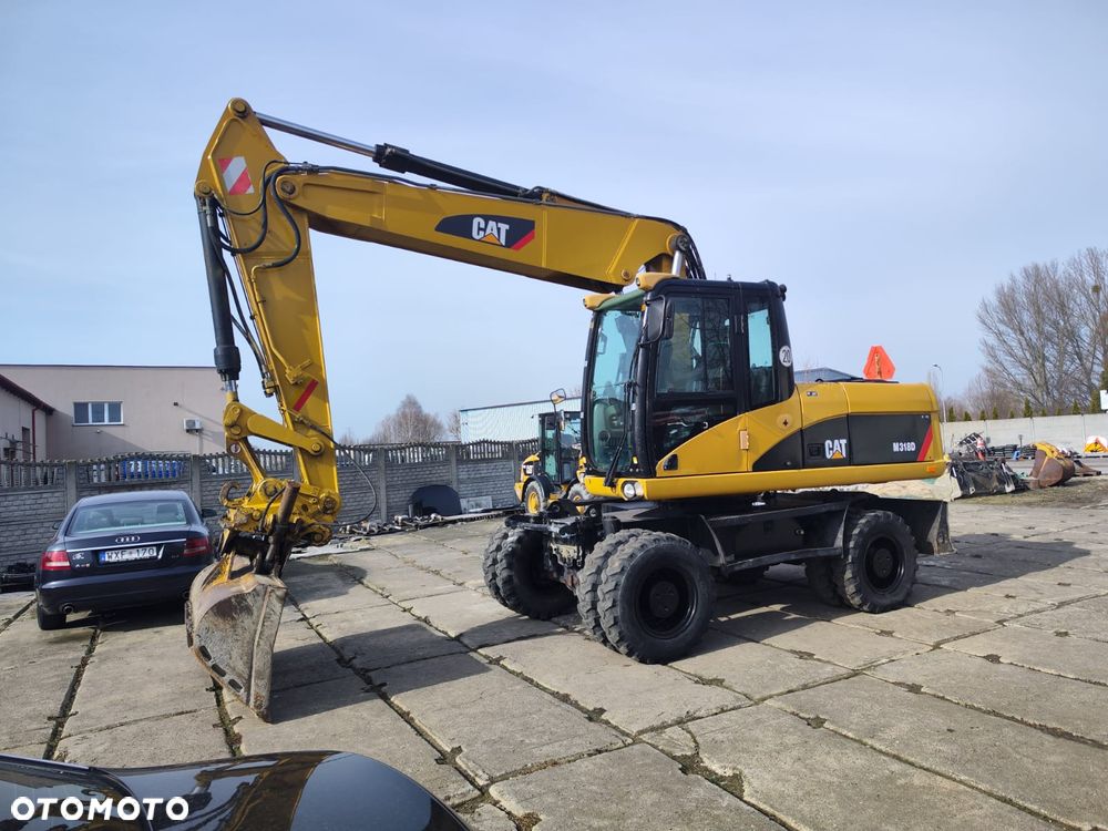 Caterpillar 318D - 2