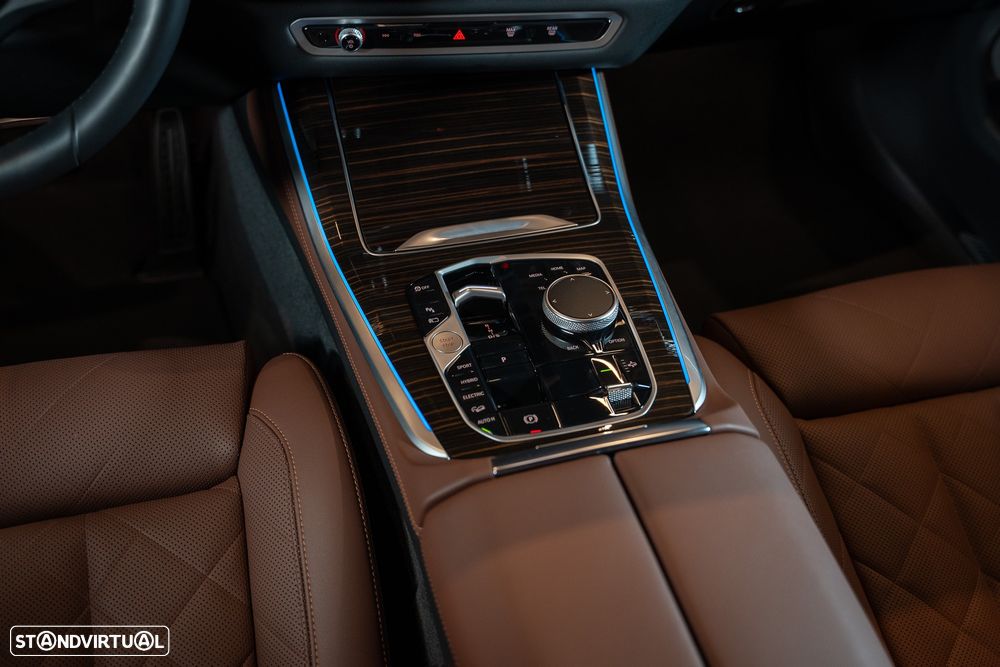 BMW X5 50 e xDrive Pack M Desportivo Pro - 22