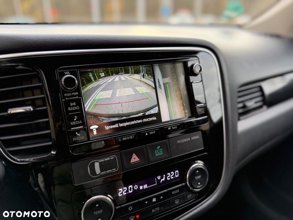 Mitsubishi Outlander PHEV Instyle NAVI + - 39