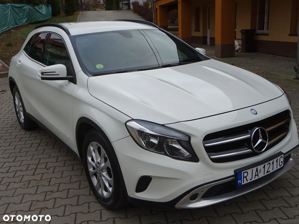 Mercedes-Benz GLA 180 (CDI) d - 12