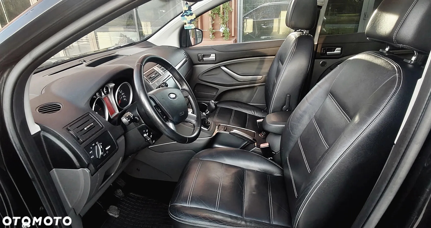 Ford Kuga 2.0 TDCi Trend FWD - 5