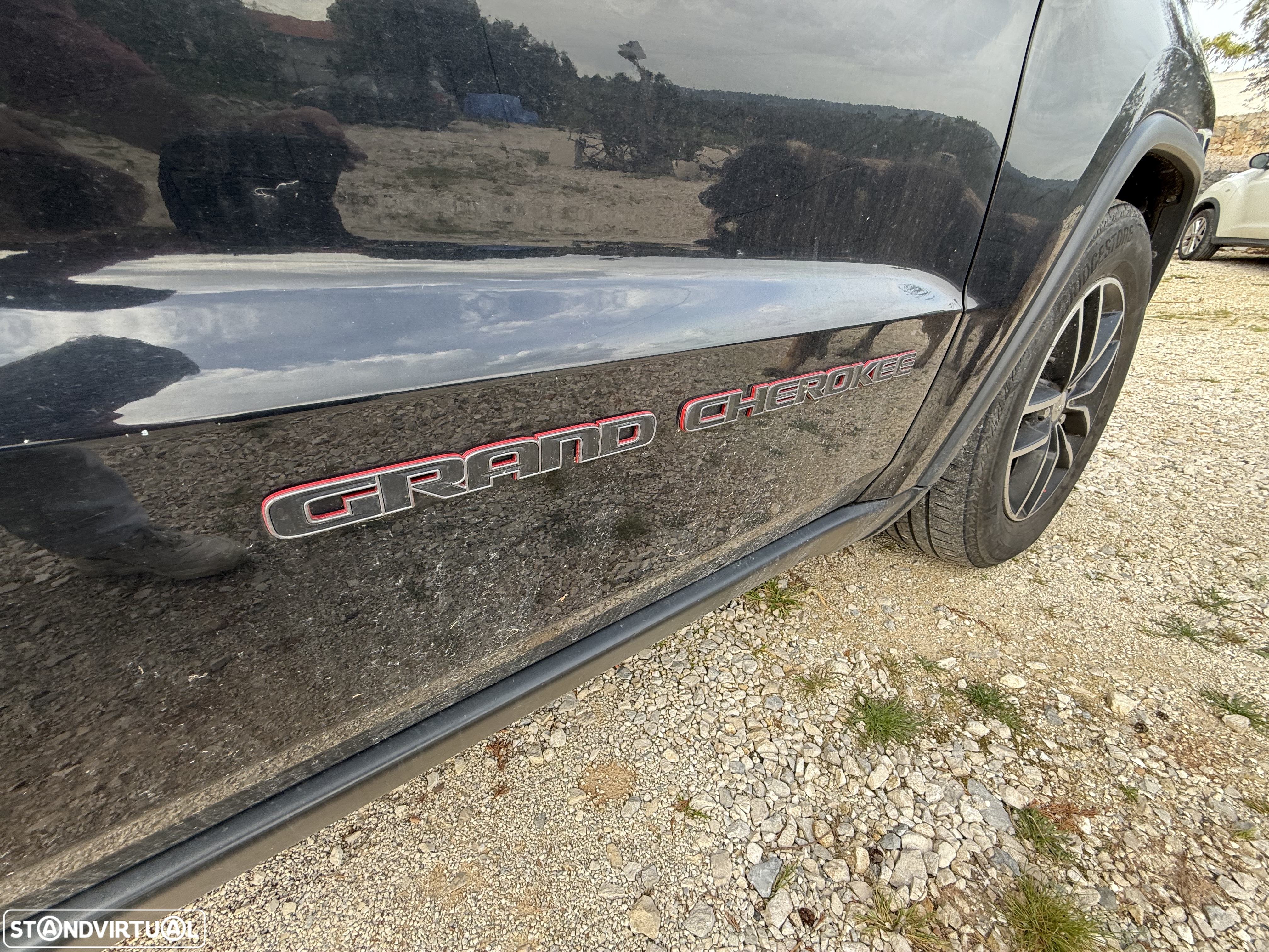 Jeep Grand Cherokee - 10