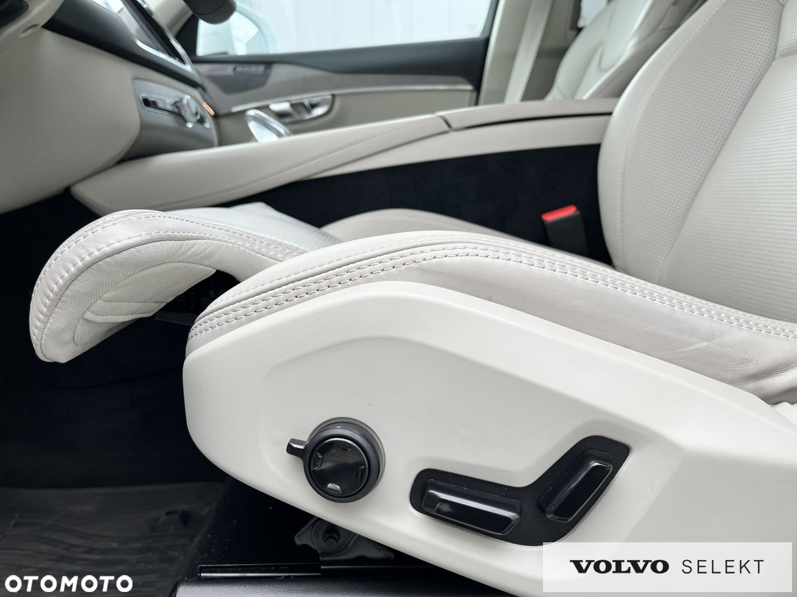 Volvo XC 90 - 12
