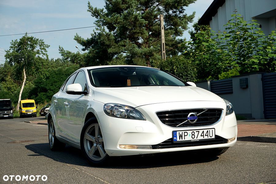 Volvo V40 D2 Summum - 11