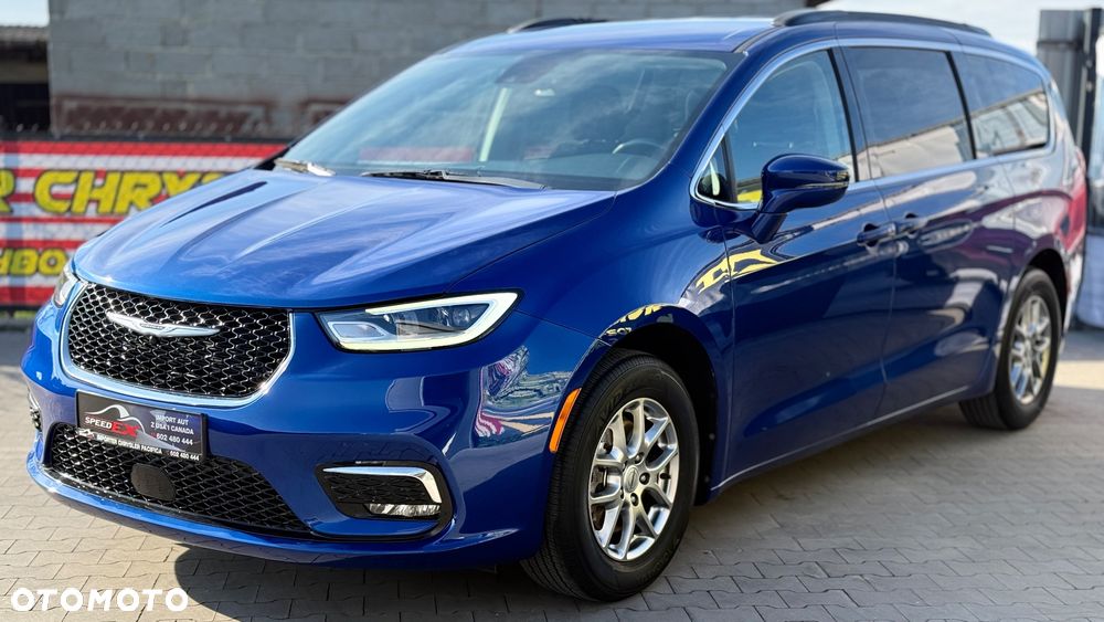Chrysler Pacifica - 11