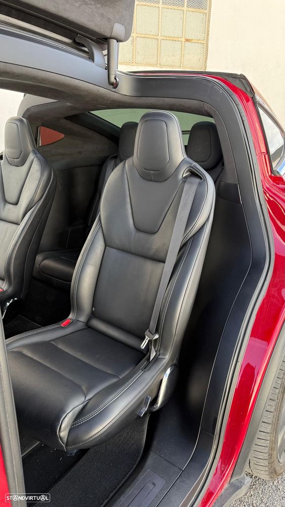 Tesla Model X P100D - 12