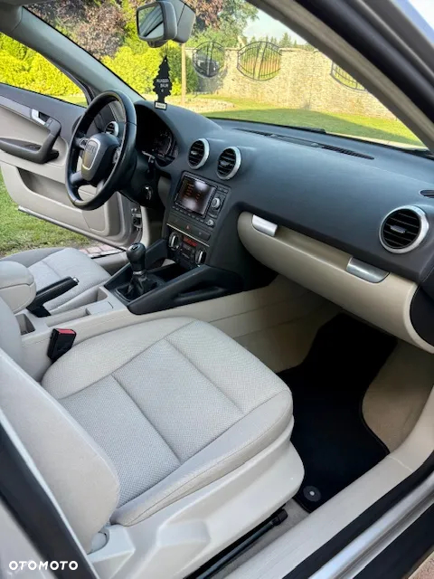 Audi A3 2.0 TDI Ambiente - 12