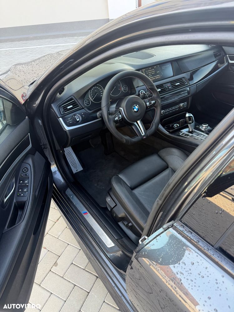 BMW Seria 5 525d xDrive AT - 7