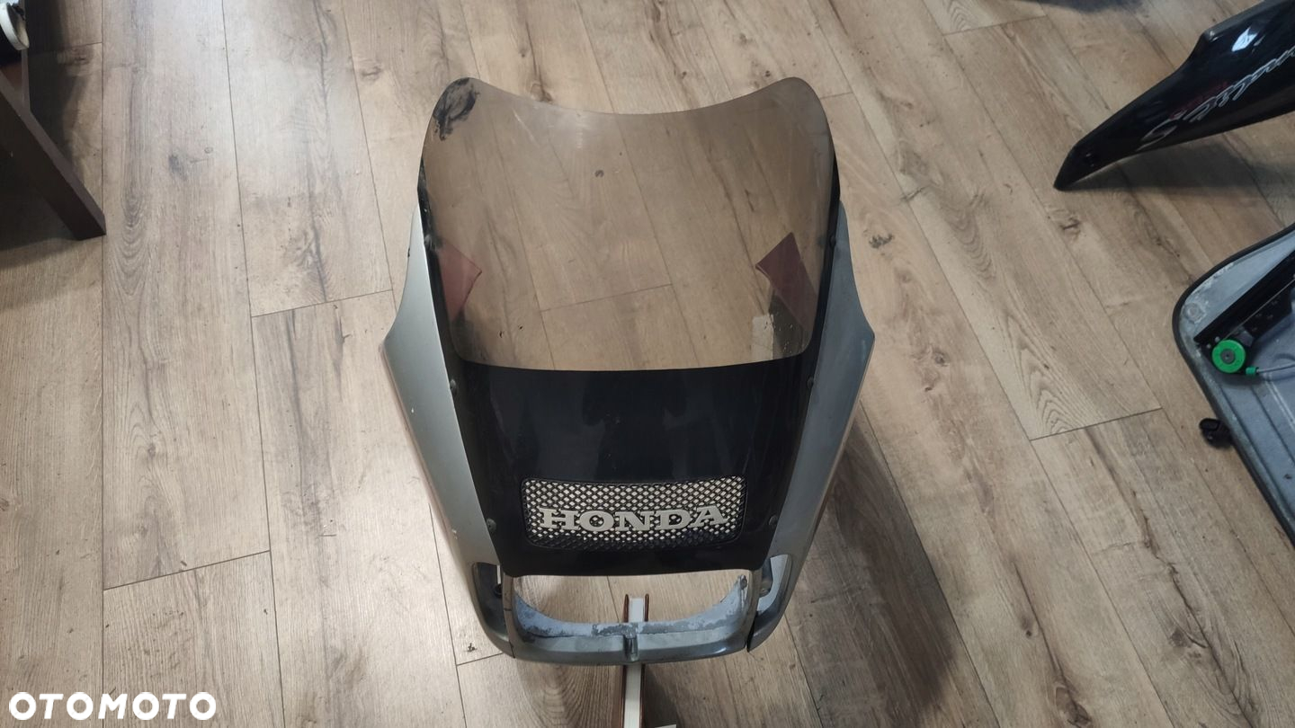 EU CZASZA CZACHA SZYBA HONDA VF1000F SC15 83- - 3