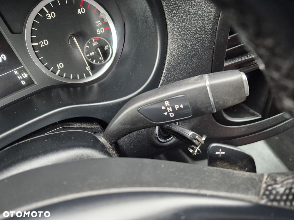 Mercedes-Benz Vito - 23