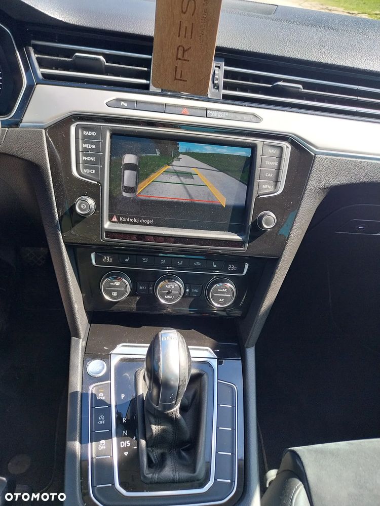Volkswagen Passat 2.0 TDI BMT Highline DSG - 17