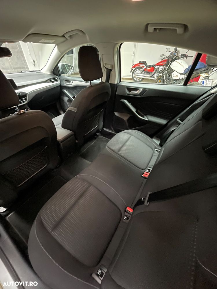 Ford Focus 1.0 EcoBoost Trend - 7