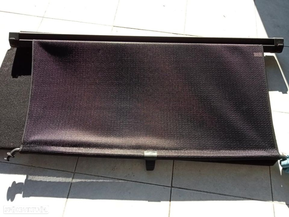 Rede da mala Audi A4 B9 - 2