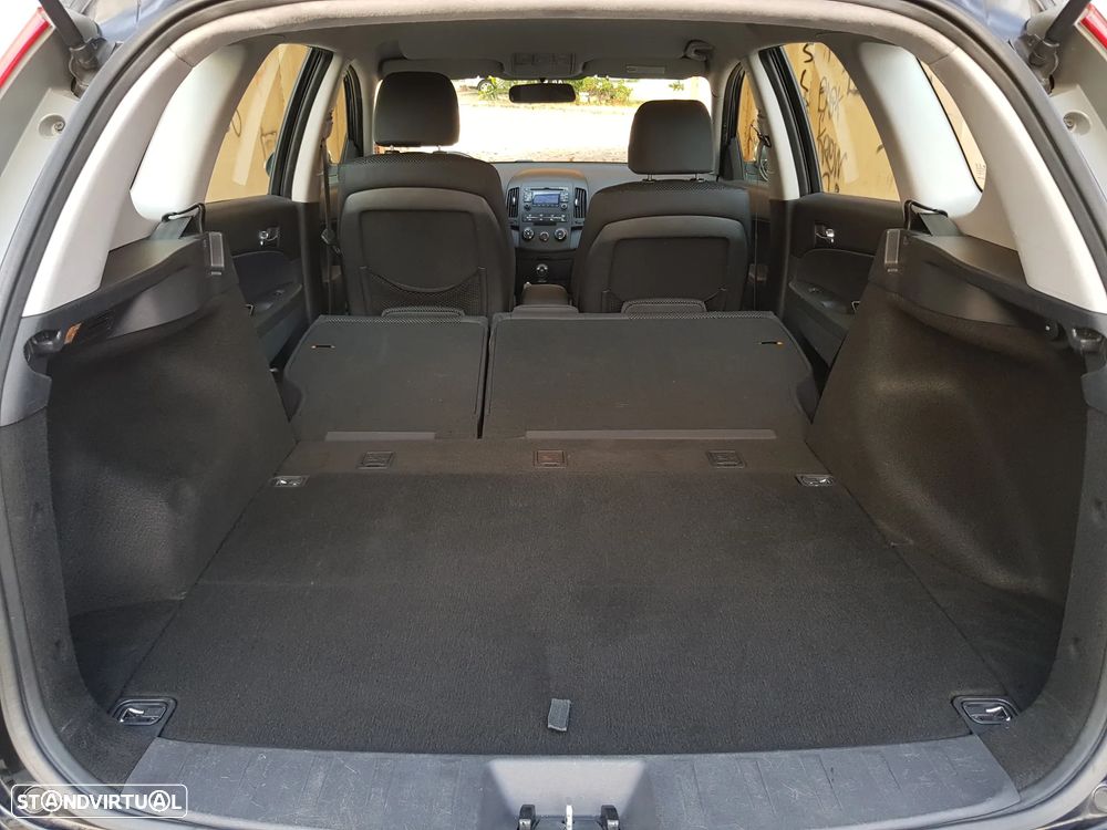 Hyundai i30 CW 1.4 CVVT Blue Comfort - 43