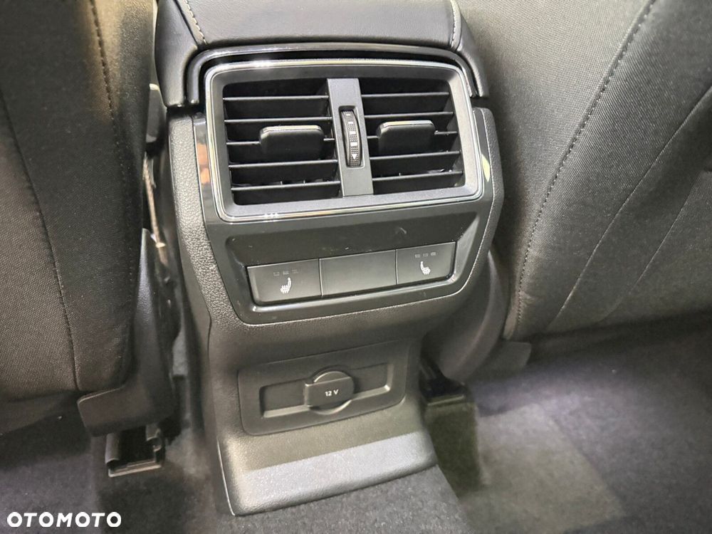 Skoda Karoq 1.5 TSI ACT Drive DSG - 25