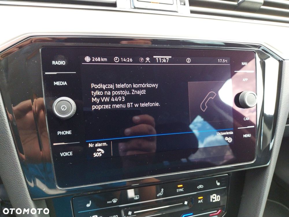 Volkswagen Passat 2.0 TDI Elegance DSG - 25