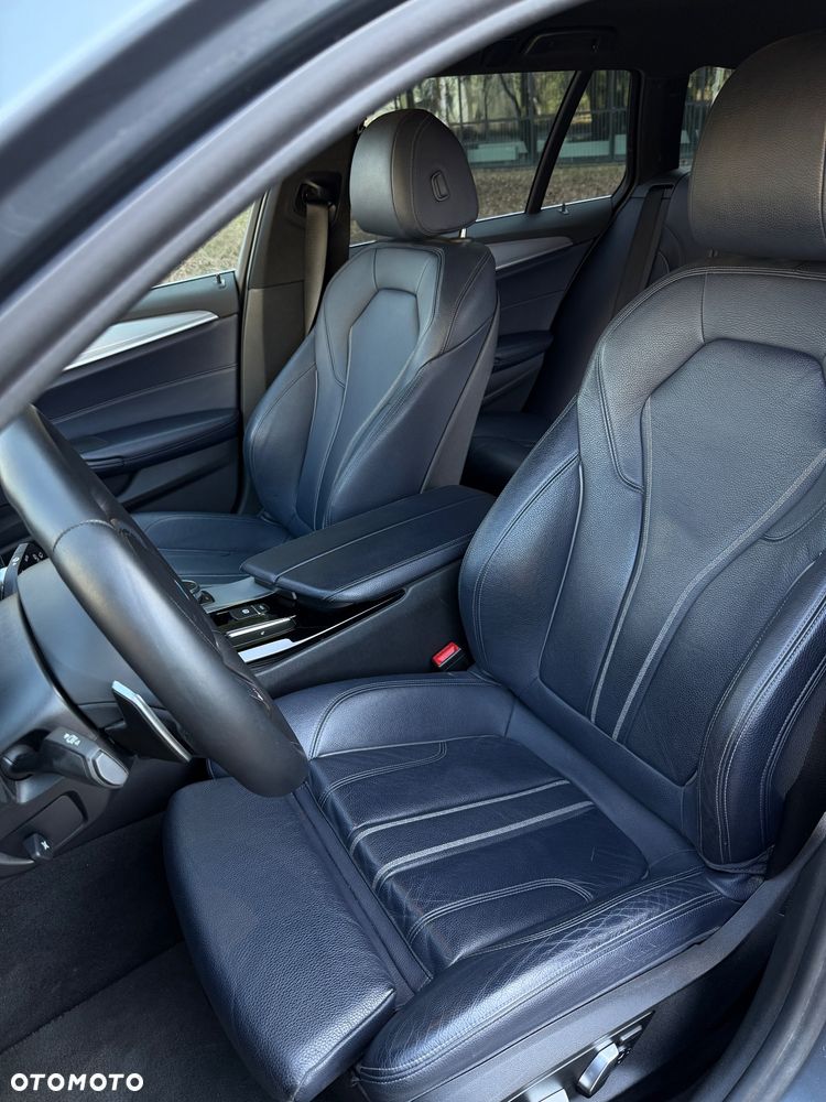 BMW Seria 5 520d xDrive Sport Line - 11