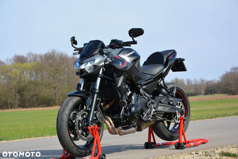 Kawasaki Z 650 - 1