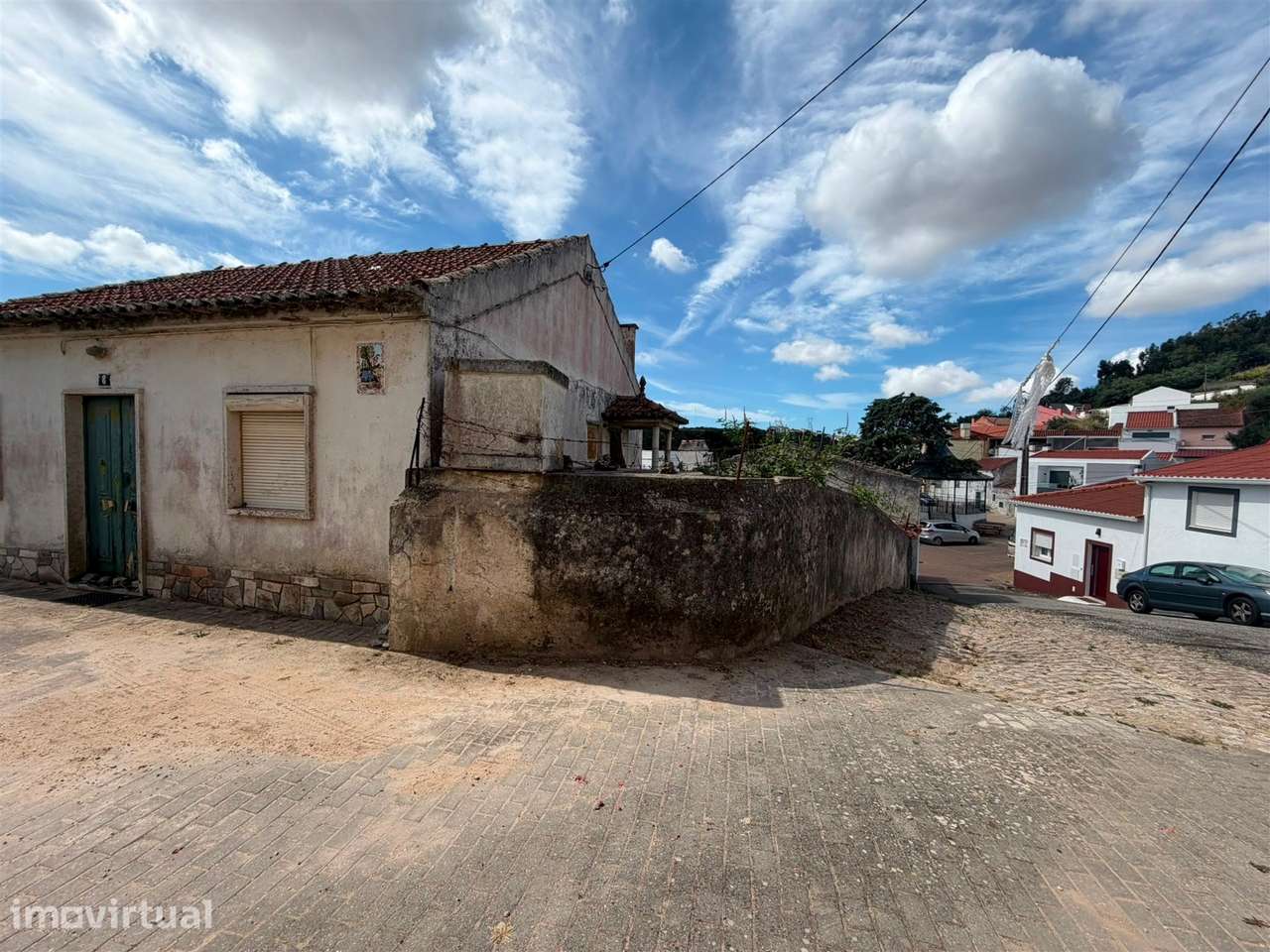Moradia para Restaurar T2 Venda em Mina de Água,Amadora - Grande imagem: 5/17