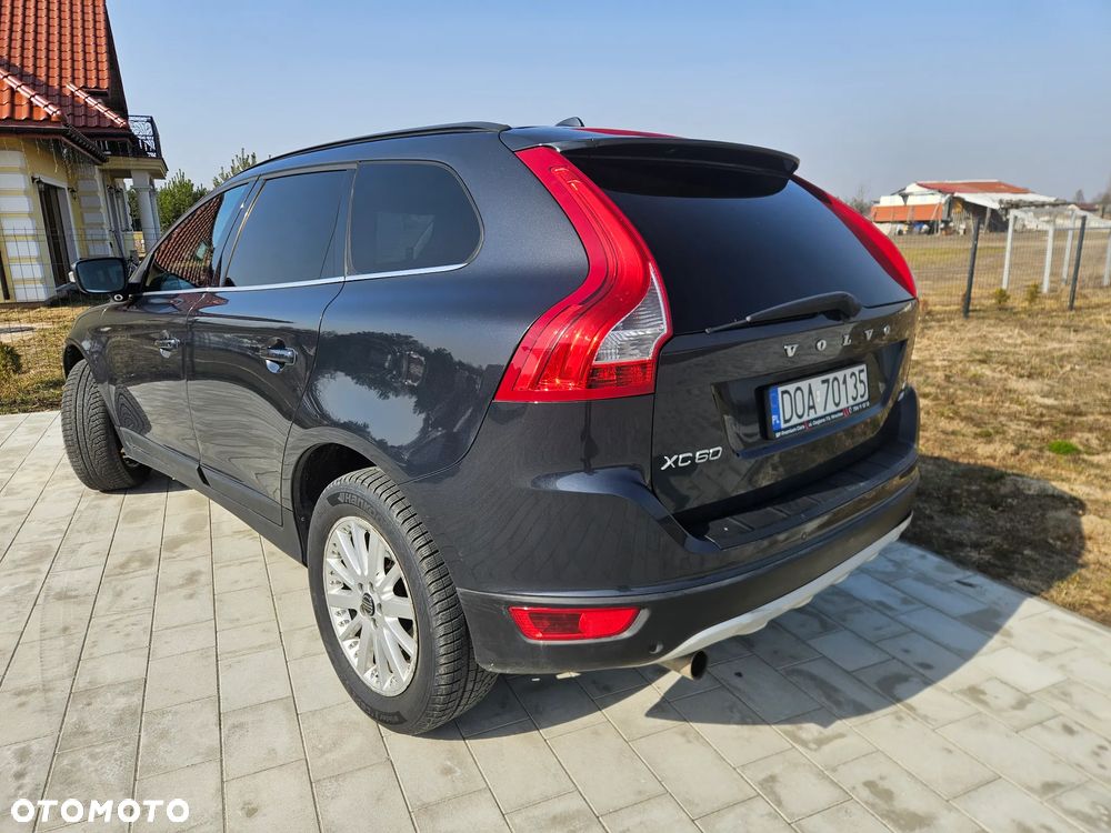 Volvo XC 60 D5 AWD - 3