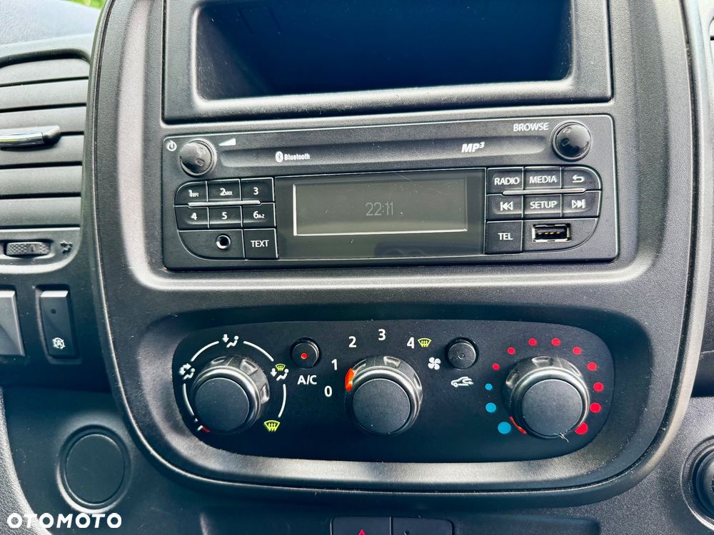 Renault TRAFIC - 40