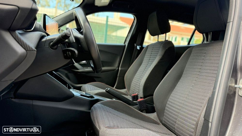 Peugeot 2008 1.5 BlueHDi Active Pack EAT8 - 9